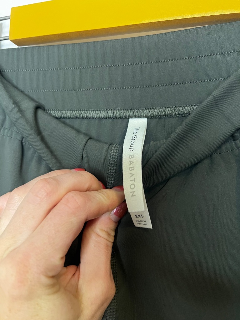 Babaton Dark Olive Green Pull-On Pants – Size 2XS - Picture 3 of 8